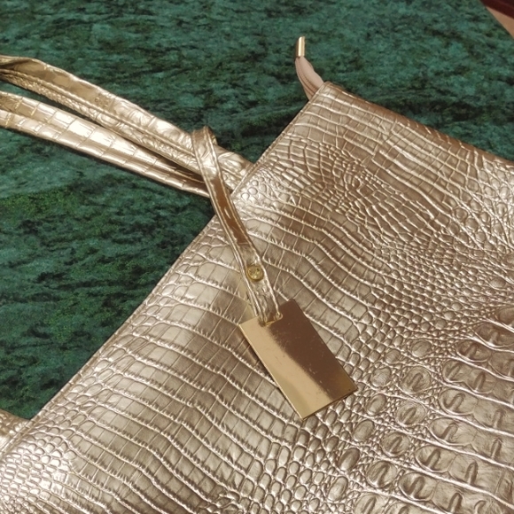 Bag/Tote - Picture 3 of 6